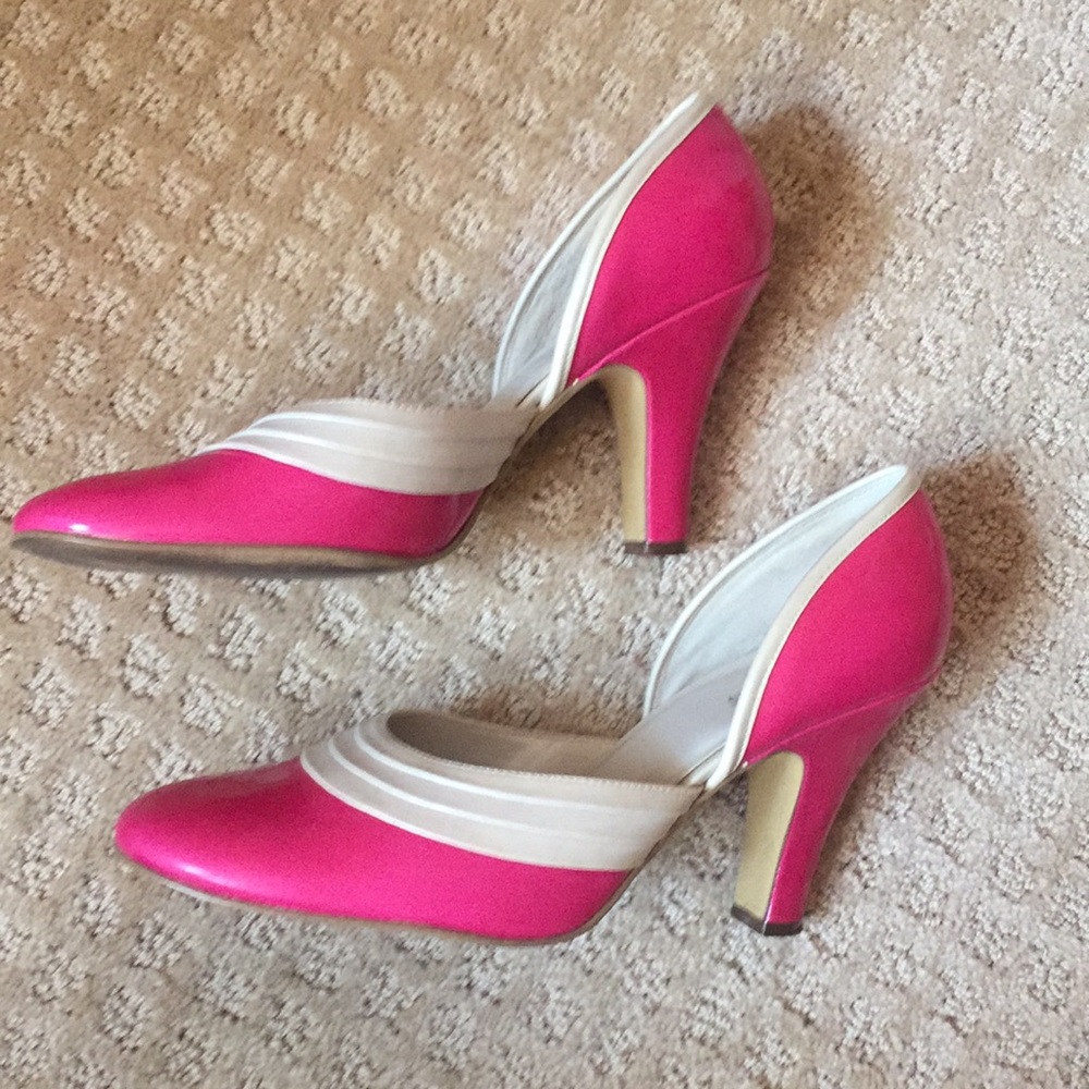 Seychelles Pink Patent Leather Pump